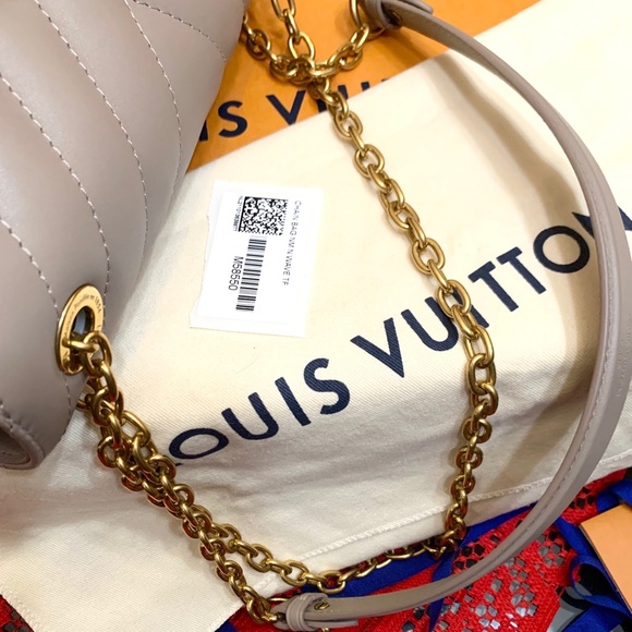 🆕😍💗💯NWT AUTHENTIC LOUIS VUITTON NEW WAVE CHAIN BAG - Picture 15 of 16